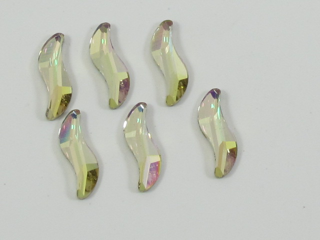 12pcs. WAVE 10mm GREEN LUMINOUS FLAT BACK European Rhinestones